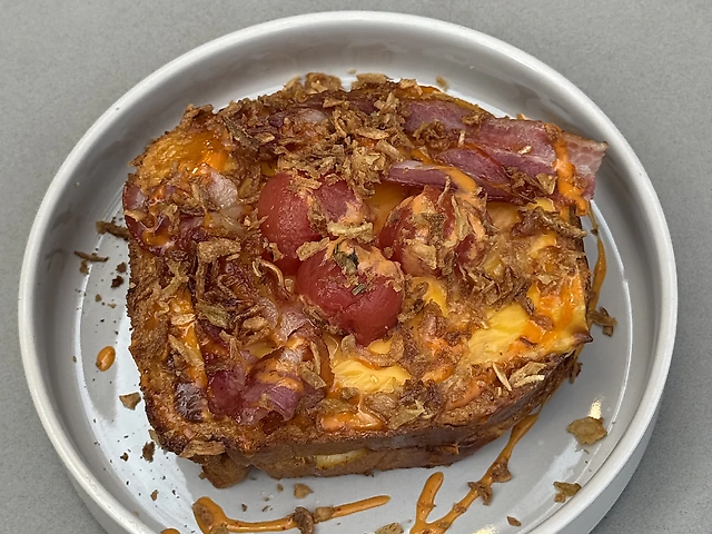 Сніданок для Monsieur