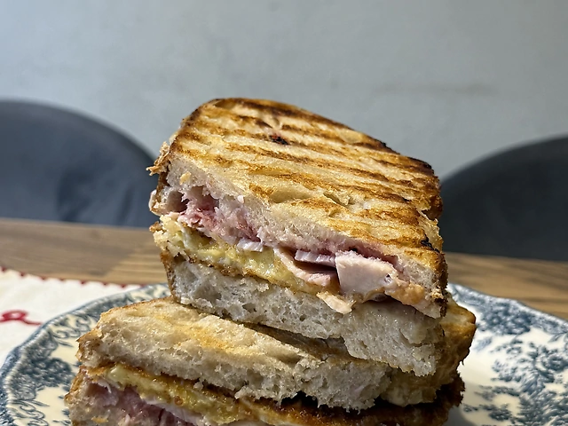 Святкова індичка в бутерброді