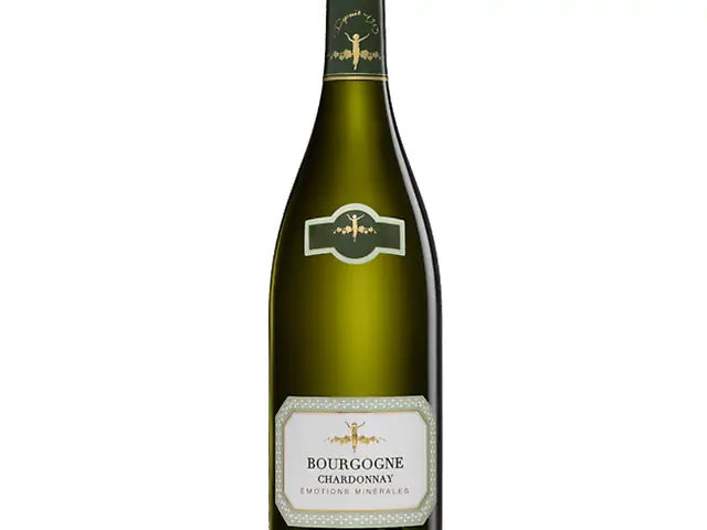 Вино LaChablisienne Bourgogne Chardonnay Emotions Minerales, белое сухое, 0,75 л, Бургундия, Франция (арт. 1607250)