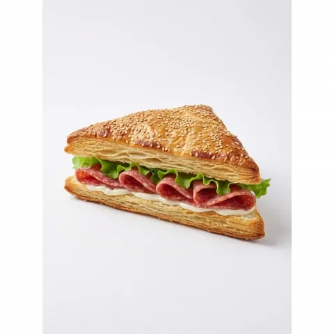 Сендвіч трикутник з салямі  190 г